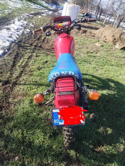 Vând enduro Honda xl 250r