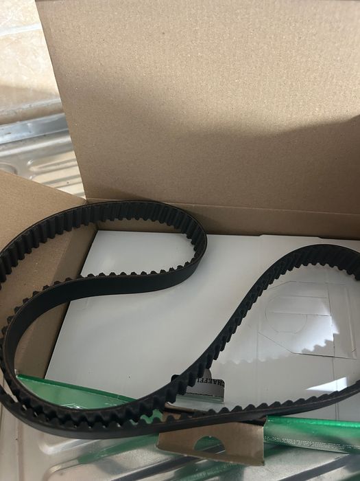 Части за обслужване на АУДИ А3 2.0 FSI БЕНЗИН 2004