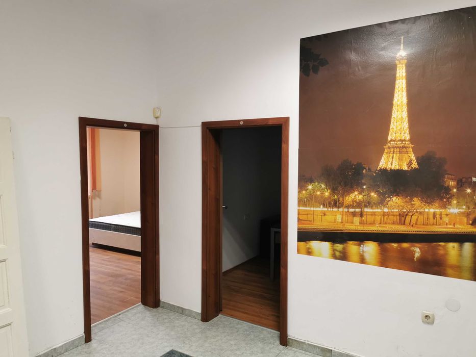 Дава се под наем Многостаен апартамент в Пловдив, Старият град - 150 кв.м за 1050 € - Снимка #7