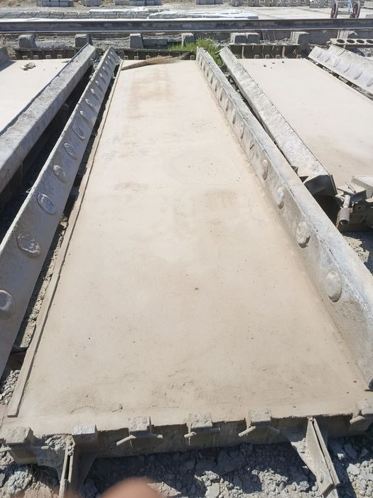 Plita qoliplar va kran