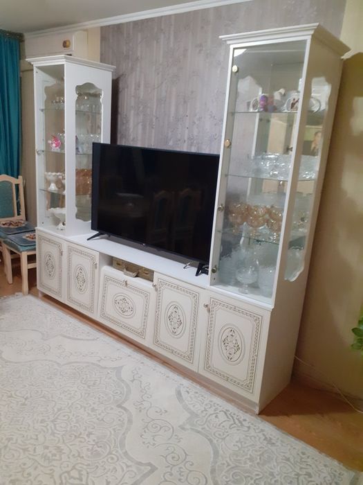 Продам стенку гостинной