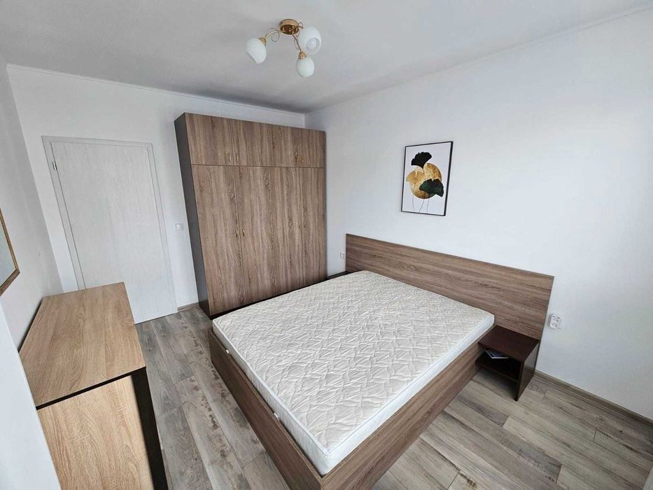 Тристаен апартамент - кв. Банишора