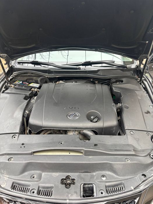 Is 250 lexus sotiladi