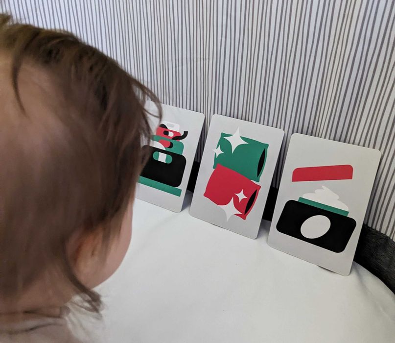 Комплект 4 кутии - образователни карти за бебе и визуална стимулация