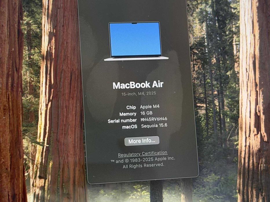 MacBook Air 15” M4 – 16GB RAM / 512GB SSD