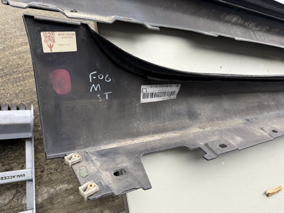 Praguri/Prag stanga  F06 M pachet Bmw seria 6