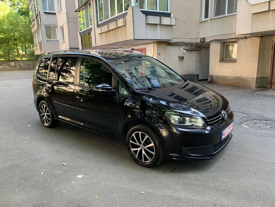 Volkswagen Touran 1.6 tdi 105cp 2012