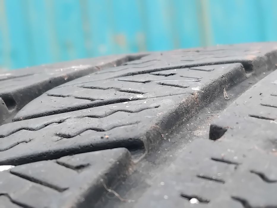 Бусови гуми 215 65 16 С Ц Ханкук Hankook.
Налични са 4 броя - нов внос. Не са нови! Посочената цена е за един брой гума. Без коментар на цената. 43 го