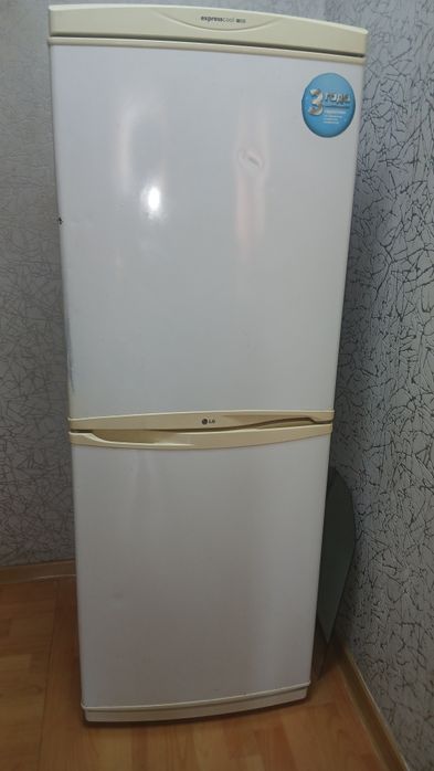 Отдам в руки Холодильник LG