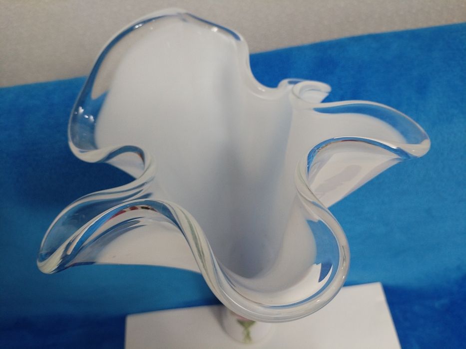 Продам вазу под цветы!