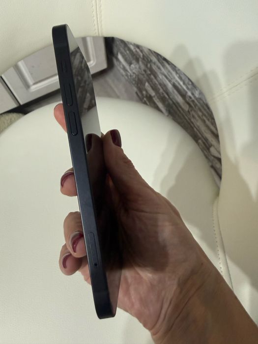 Iphone 12 за части