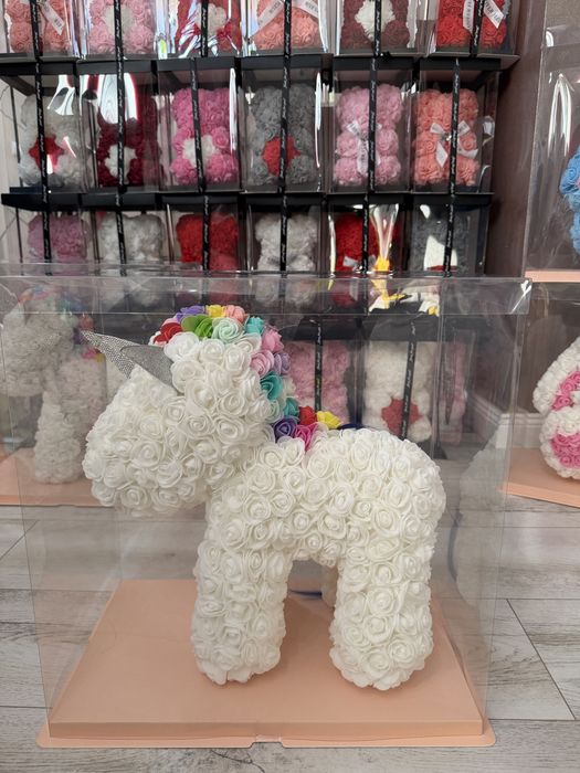 Urs din trandafiri arficiali din spuma / parfumati / Premium