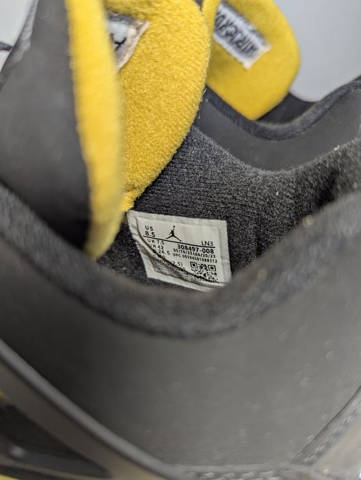 Jordan 4 Yellow Thunder