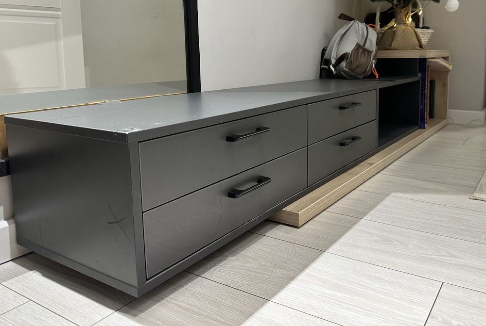 Напольная полка / тумба для телевизора