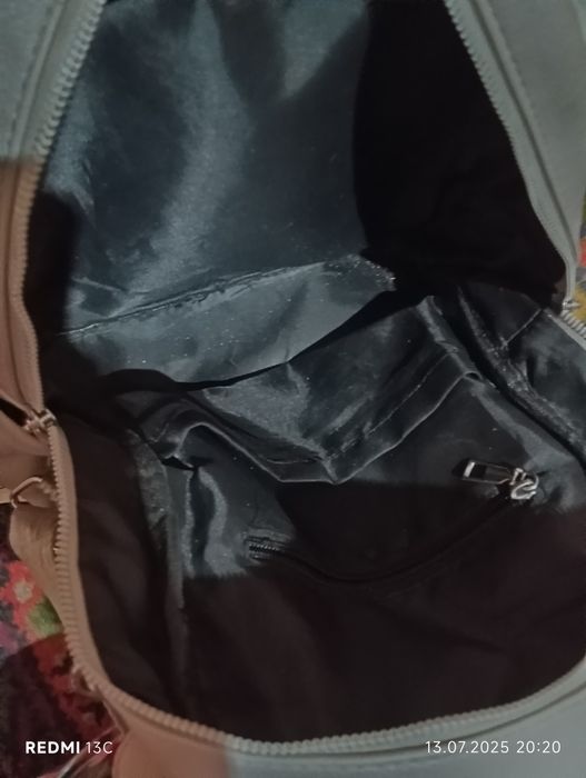 Кожаный рюкзак продаётся