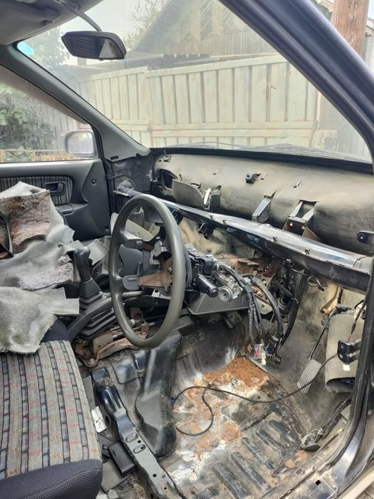 Запчасти  Митсубиси рвр продам