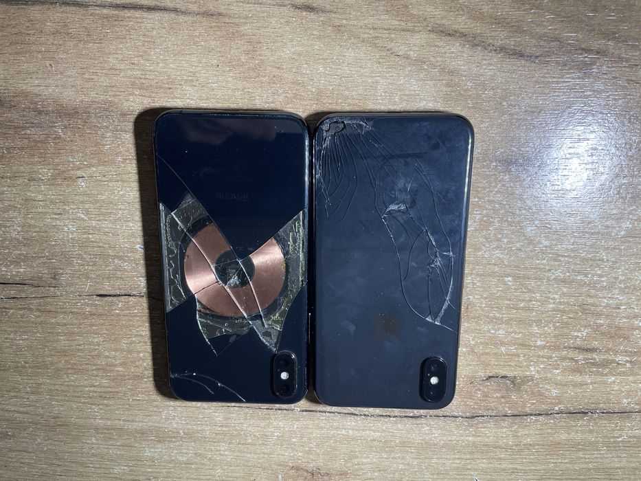 Продам Айфон Х и XS