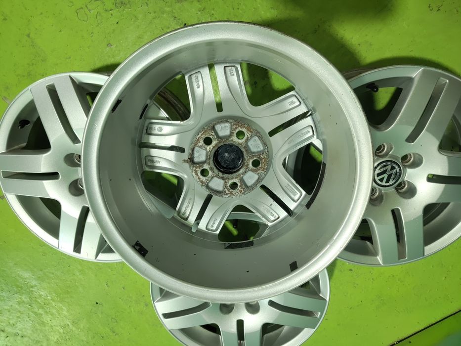 15 5x100 Vw Polo Skoda Fabia Seat лети джанти 5х100 шкода