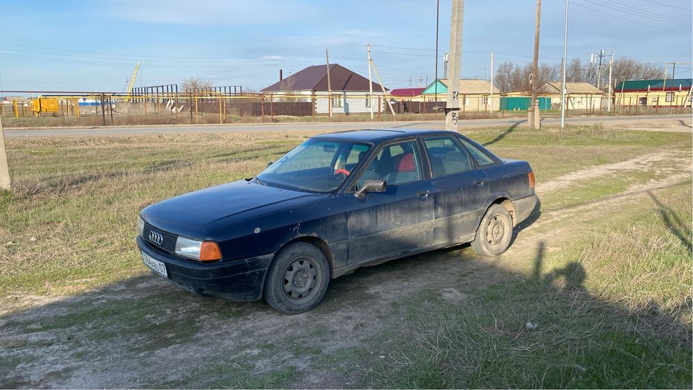 Продам машину Ауди 80 б3 1990