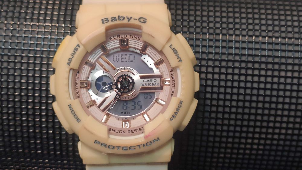 Casio Baby-G (model BA-110) - с хронографом