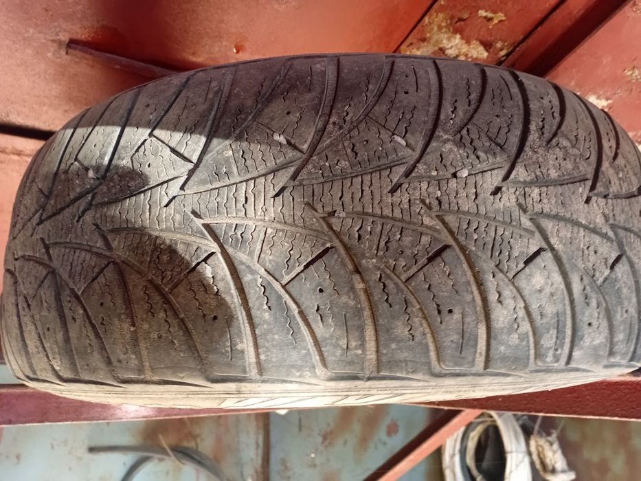 Продам б/у колесо