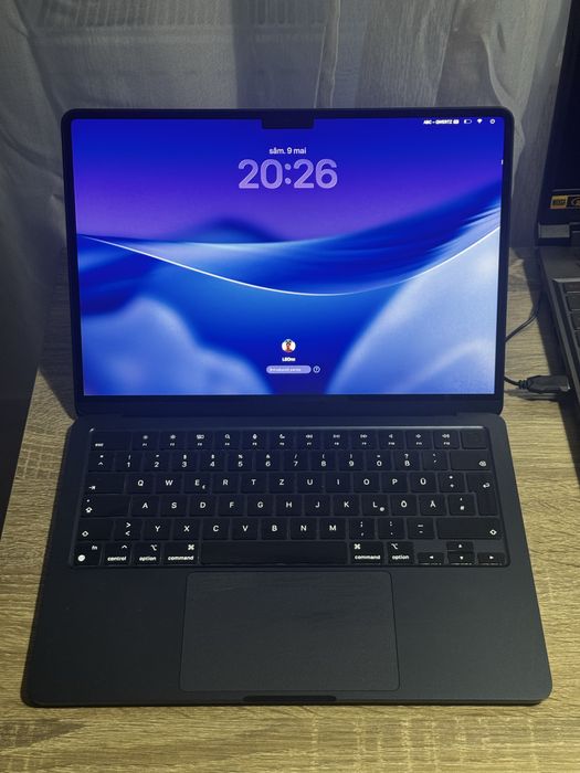 Vand macbook air  M2 2022