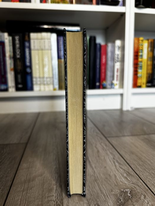 Regatul Gheturilor si al Instelarii Cartonata (ACOTAR 3.5) Sarah J Mass