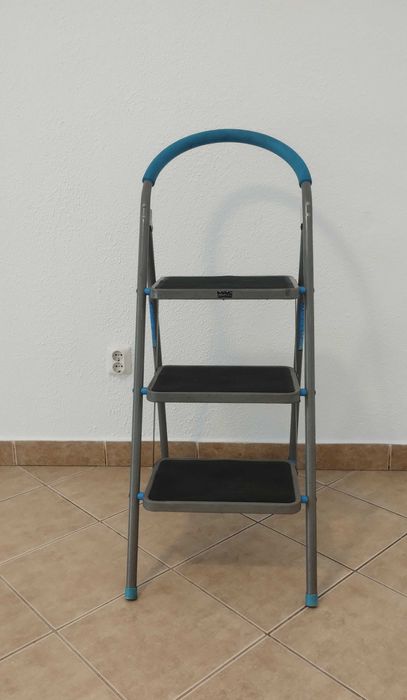 Scara Pliabila 3 Trepte Otel, 150 kg