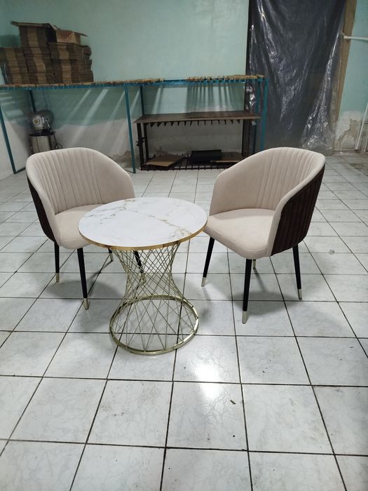 Jurnalniy+stol stullar