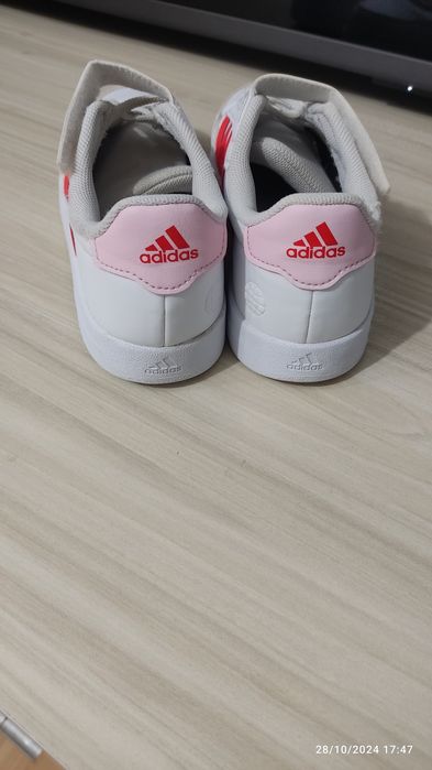 Кецове на Адидас