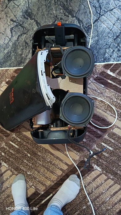 Vând boxă jbl club 120 de piese are absolut tot