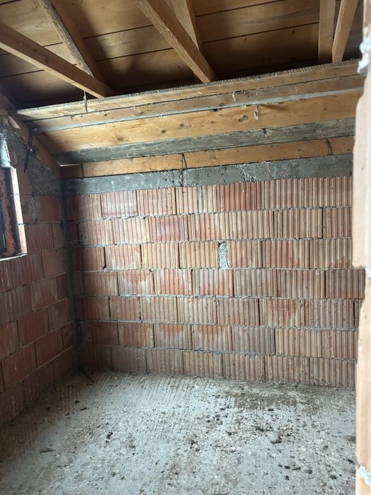 Casă la Roșu plus teren 2500 mp