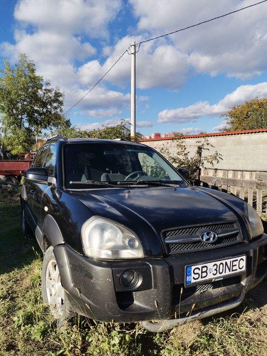 Vând Hiundai Tucson motor 2.0 d!! ! !!