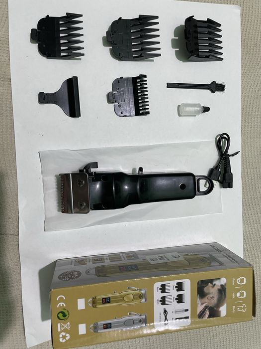 Соч оладиган машинка сотилади.