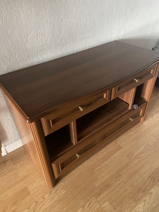 Комод в хорошем состоянии