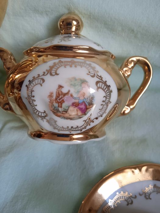 Италиански Порцеланов сервиз за кафе