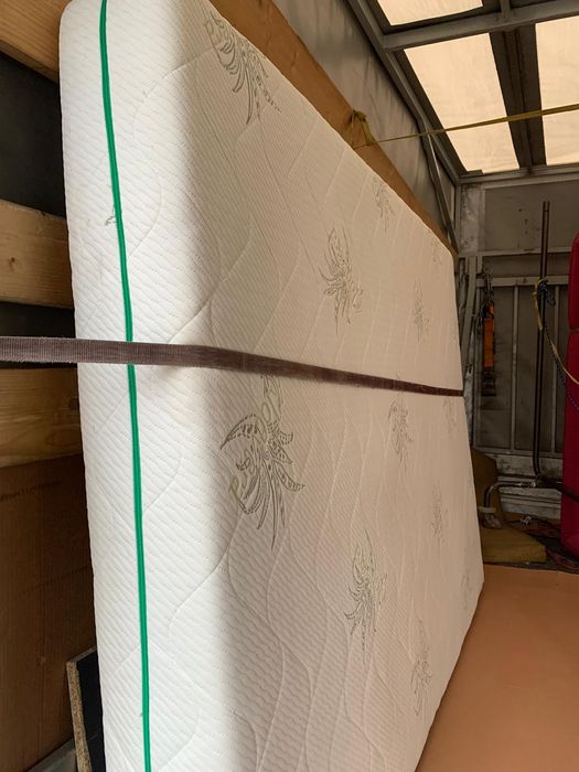 Saltea burete spuma 140 x 200 cm ieftina