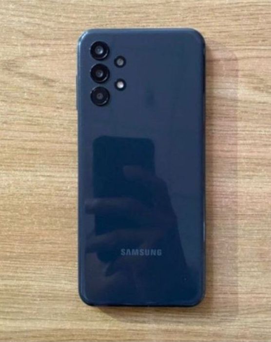 Samsung A13 sotiladi