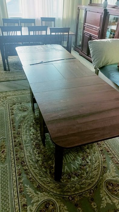 Книжный деревянный  стол