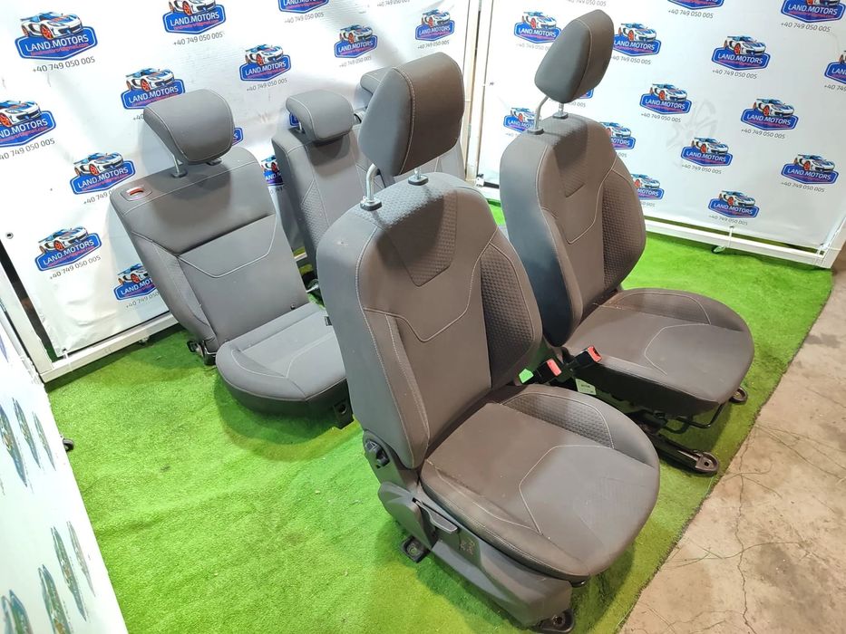 INTERIOR TEXTIL / SCAUNE + BANCHETE FORD FOCUS MK3 2015 1.0 BENZINA / HATCHBACK 2014-2019 COD OEM 1866468 / 2331530 / 2445897 / 1935088 / 1731092 / 1761867 / 1758567 / 1731091