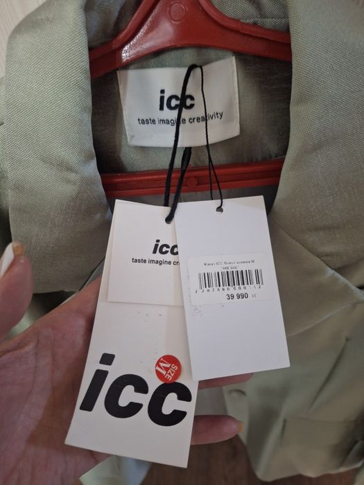 Продаю новый пиджак женский