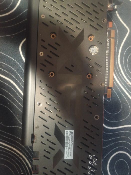 RX 5700 XT / развалено охлаждане