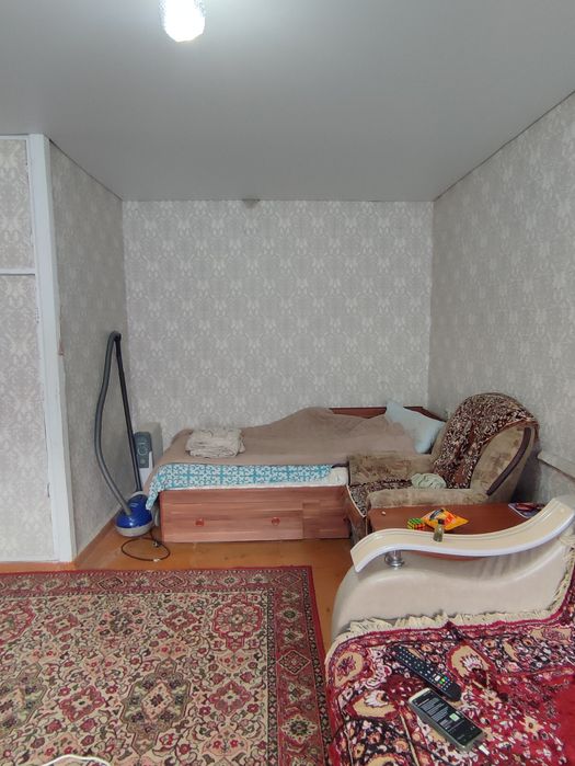 Продам 1ю квартиру на Востоке