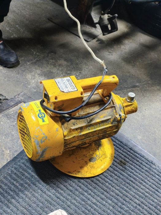 Продам вибратор в хорошем состоянии