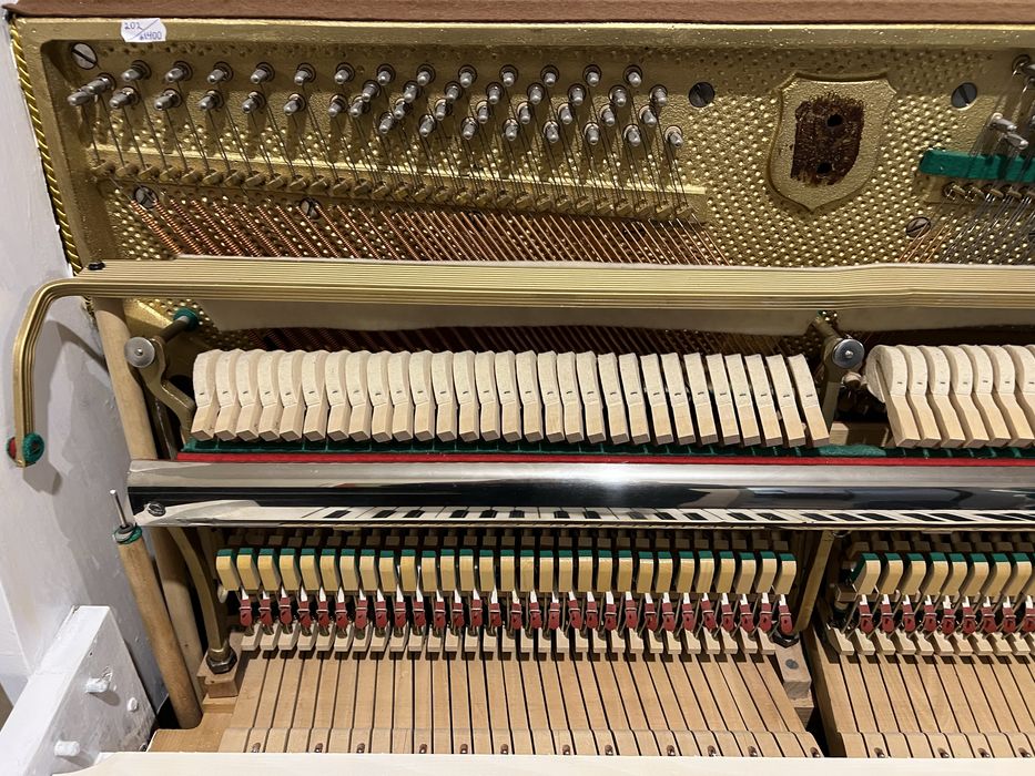 Акустично пиано Weinbach