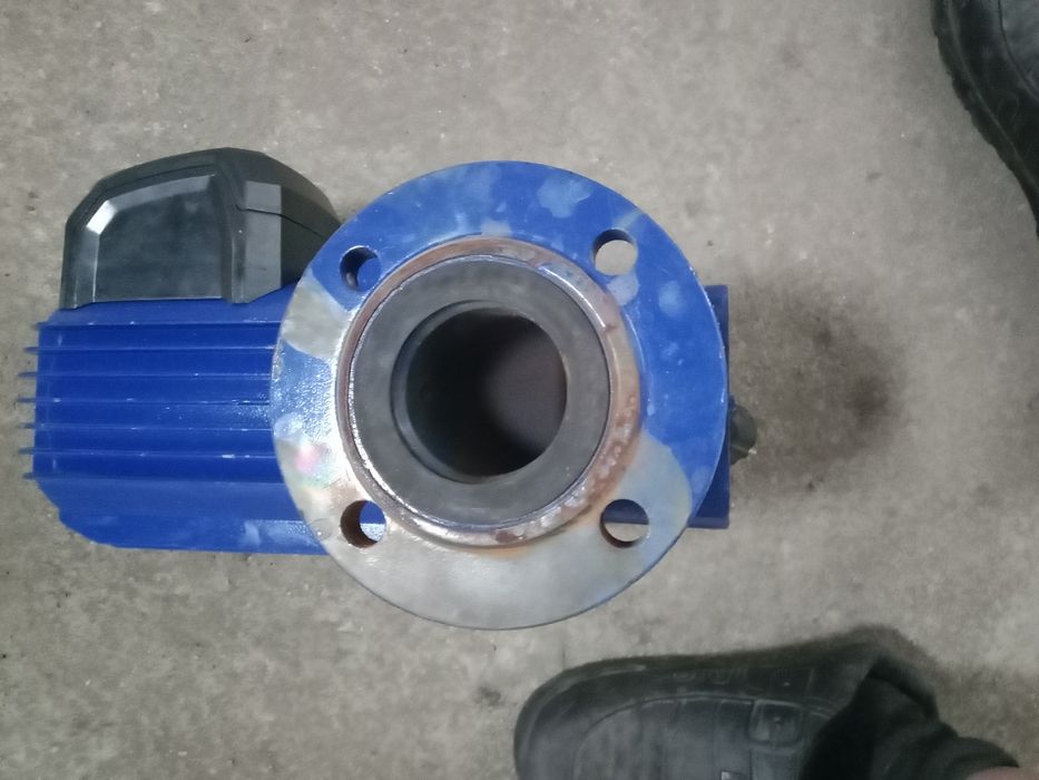 Продам насос для отопления