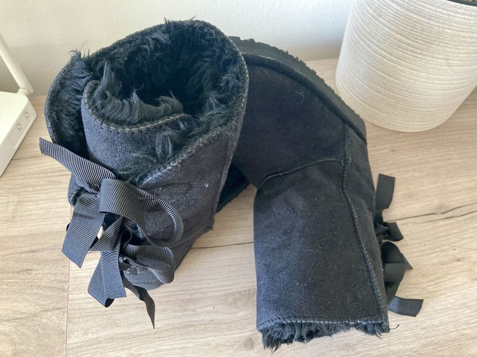 UGG ботуши - НОВИ!