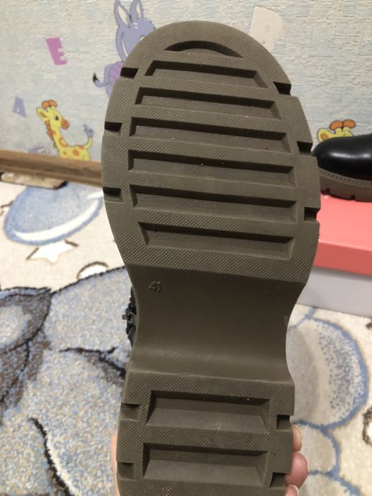 Продам сапоги Челси