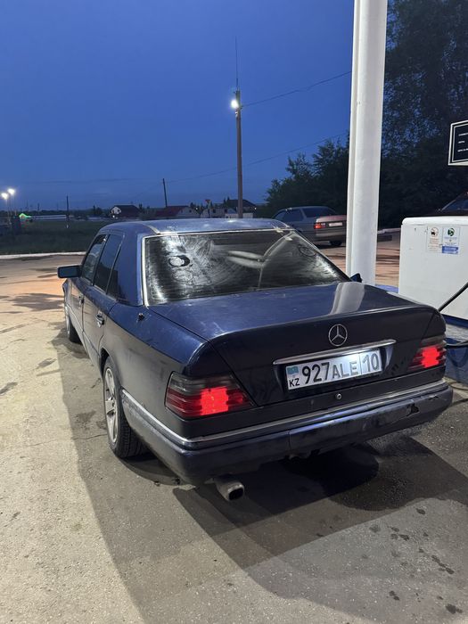 Продам мерседес 124