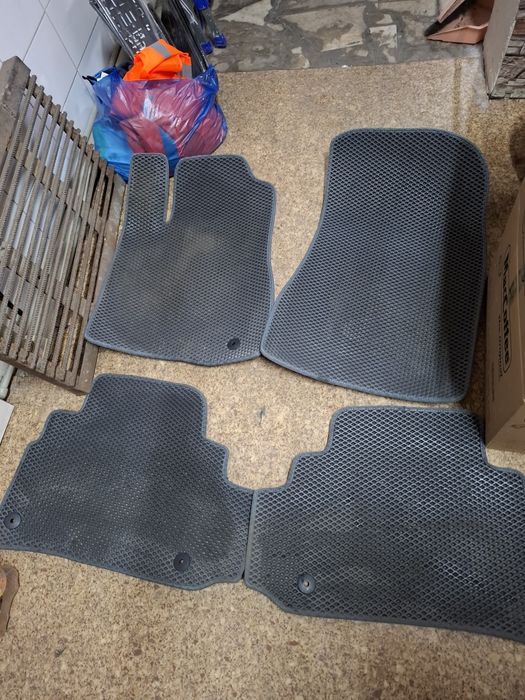 Продам полики от RX330